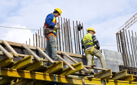 Πλαίσιο Εργοδότησης Αλλοδαπών Εργαζομένων: Στήριξη της Οικονομίας με Ασφάλεια και Βελτίωση των Συνθηκών
