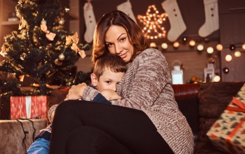 Έκτακτο Χριστουγεννιάτικο Δώρο 2025 από την Κυβέρνηση, Εννέα Κατηγορίες Δικαιούχων Λαμβάνουν Βοήθημα €17 εκατ.